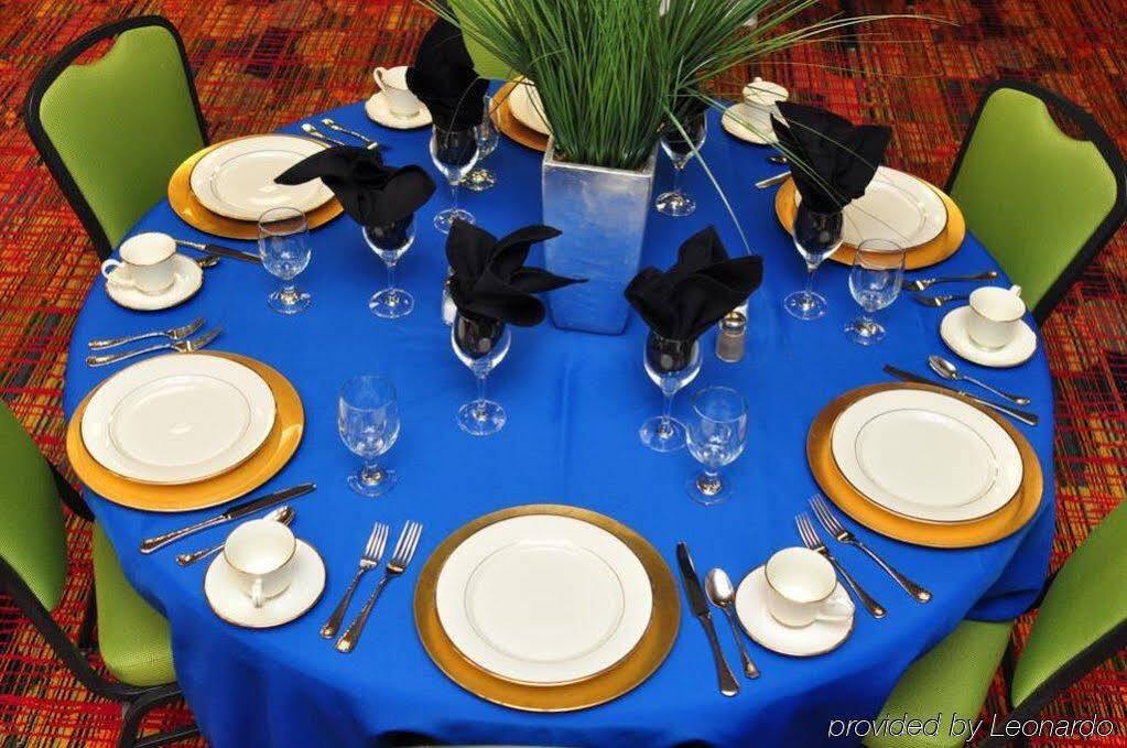 Holiday Inn Express & Suites Dayton South - I-675 By Ihg Shanersville Ngoại thất bức ảnh